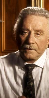 Joe Weider, Canadian publisher, dies at age 93
